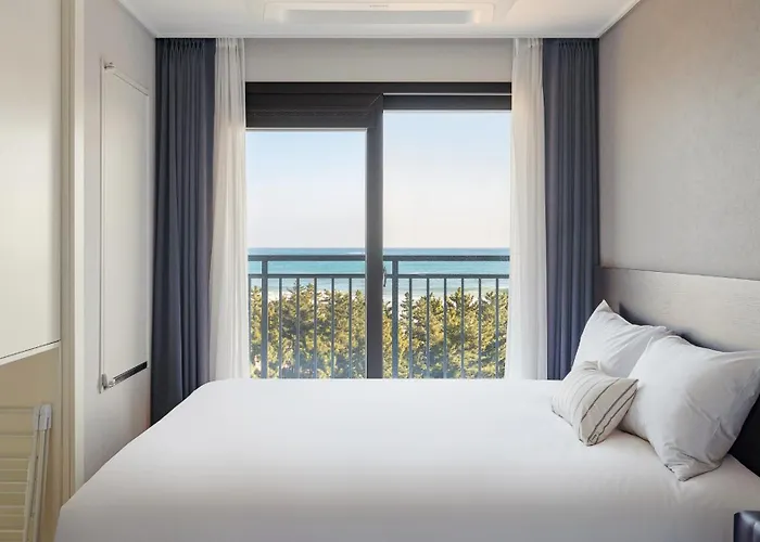 Urbanstay Sokcho Beach Ab
