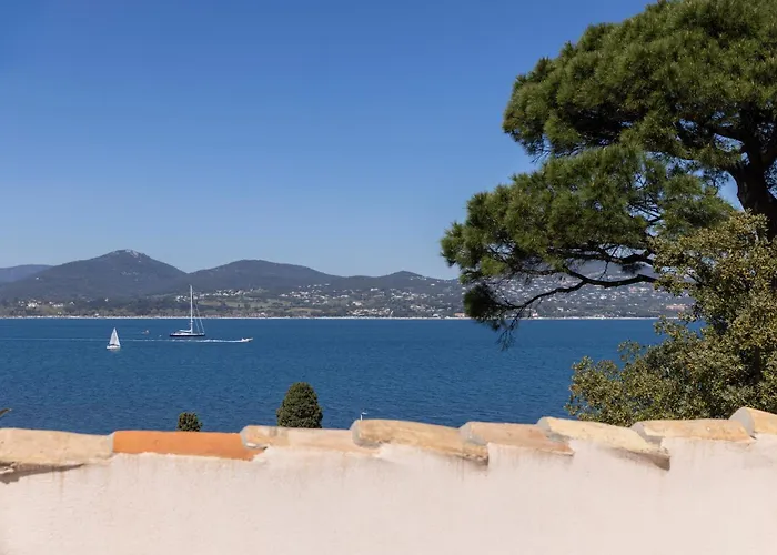 Tinah Saint-Tropez