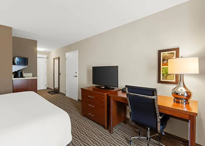 Comfort Inn & Suites