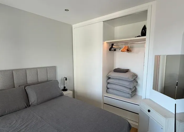 Holiday Studio Apartment Near The Beach And City Centre