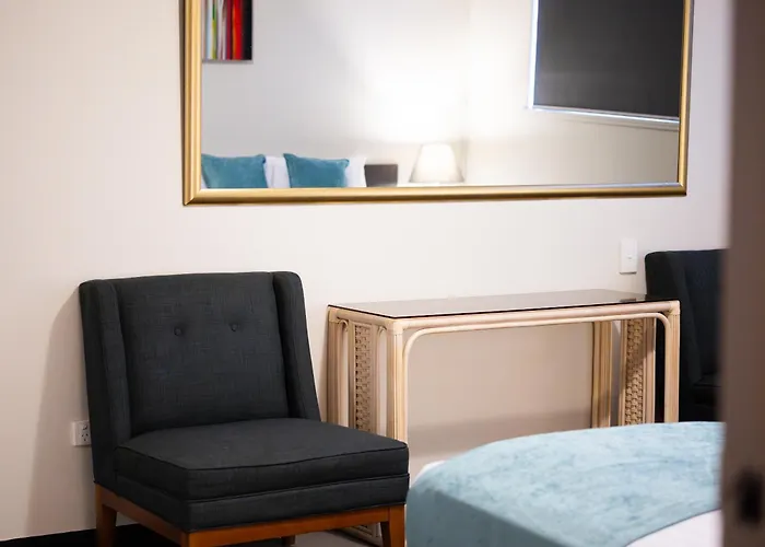 Belconnen Way Hotel & Serviced Apartments