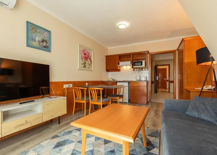 Holiday Club Apartman Hotel