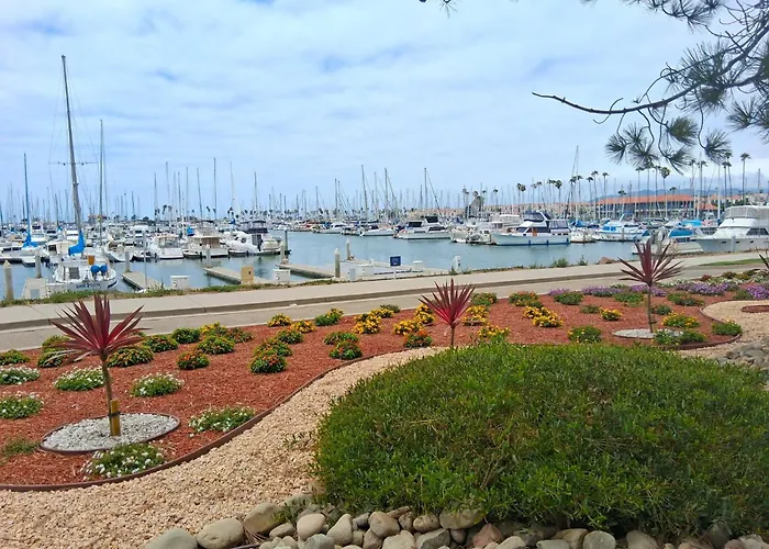Holiday Inn Express Hotel & Suites Ventura Harbor By Ihg