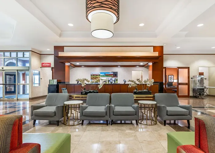 Drury Inn & Suites St. Louis Forest Park