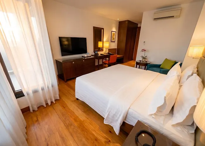 City Garden Grand Hotel