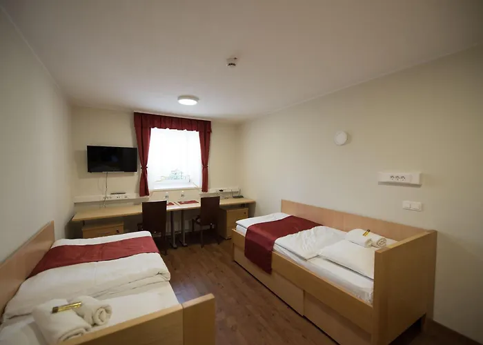 S Hotel - Simple City Centre Stay