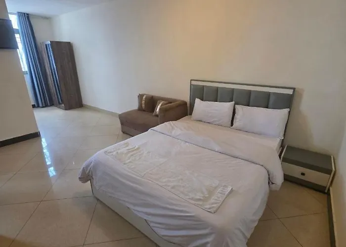 Lucy Sabrin Guest House