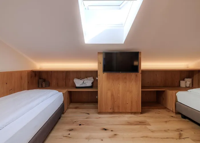 Hotels in Attersee