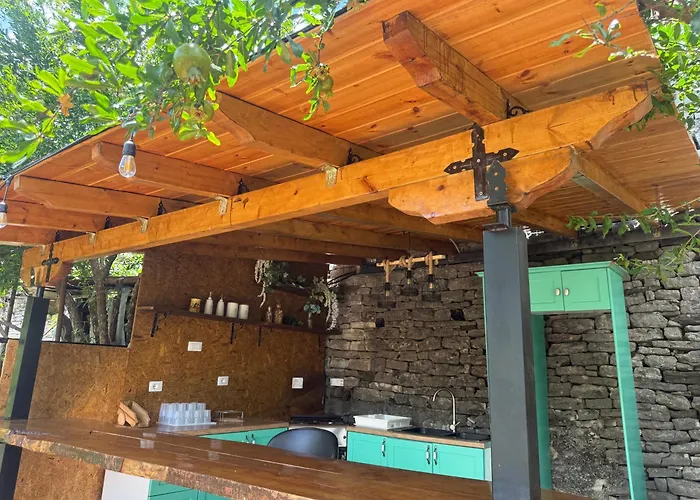 Trigona Guest House & Hostel