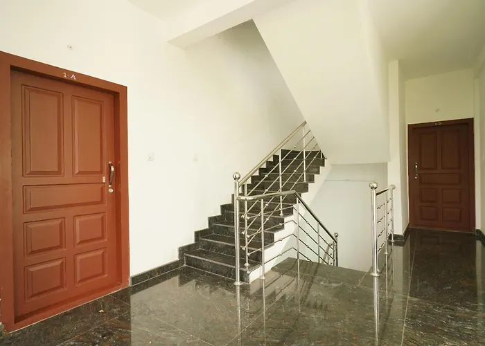 Oyo Vattekad Residency