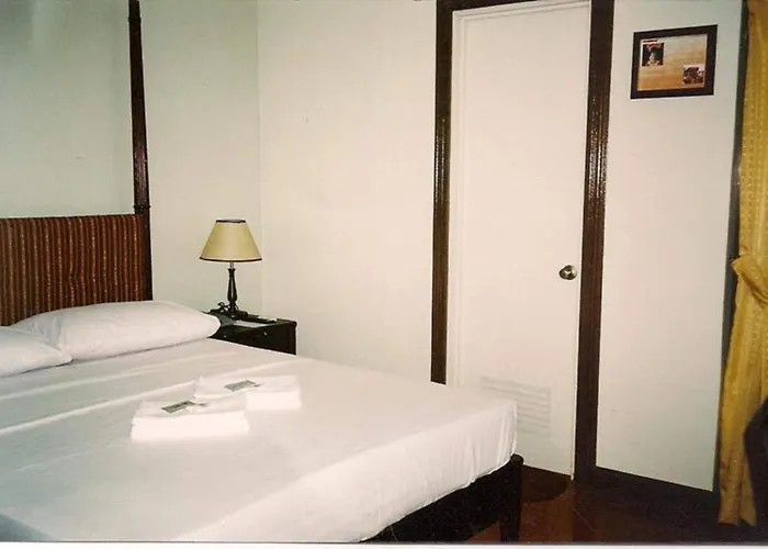 Oyo 679 Ddd Habitat Pension House