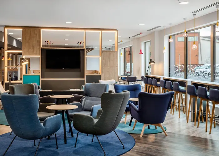 Holiday Inn Express Cambridge West - Cambourne By Ihg