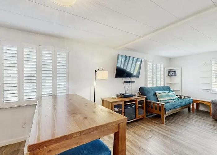 Lamplighter Living Quarters