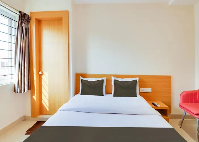 Collection O Hills Suites