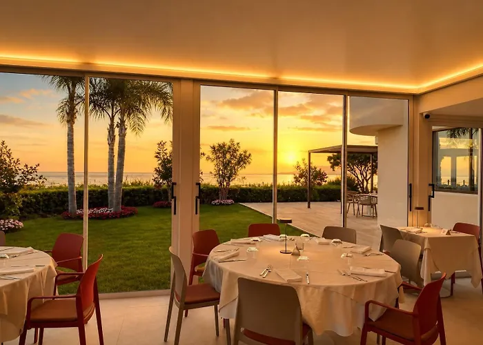 Beach Hotel Terracotta