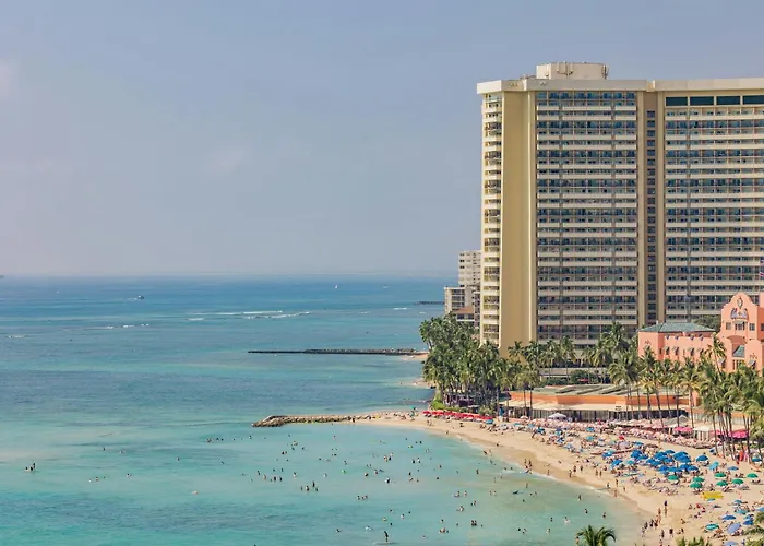 Waikiki Circle Hotel By Castle