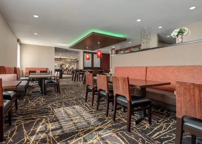 Ramada By Wyndham Grand Forks
