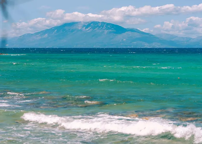 Hotels in Makris Gialos (Zakynthos)