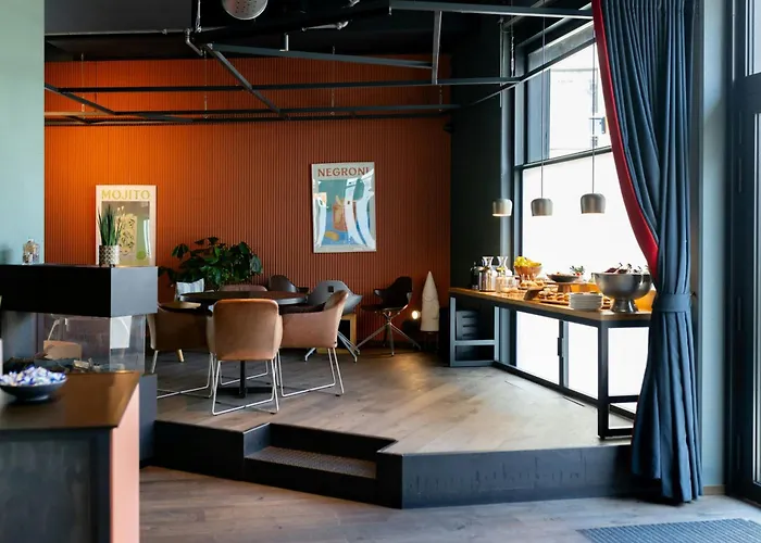Moxy Brussels City Center