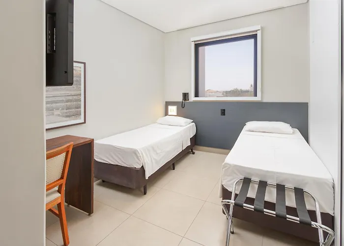 La Hotel Votuporanga