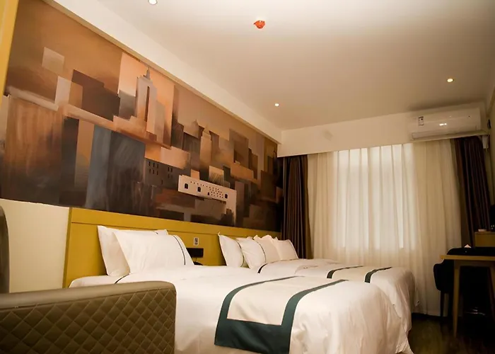 City Comfort Inn Zigong Lantern World Fantawild Dinosaur Kingdom