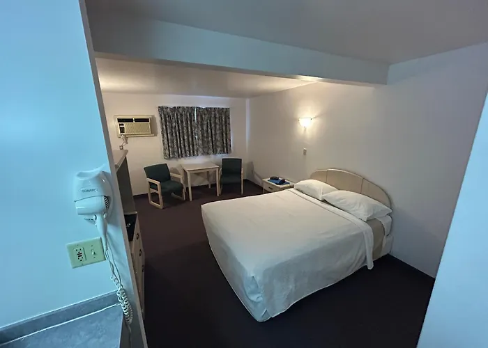 Centennial Motel