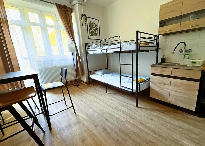 Black Style Rooms Moravske Namesti