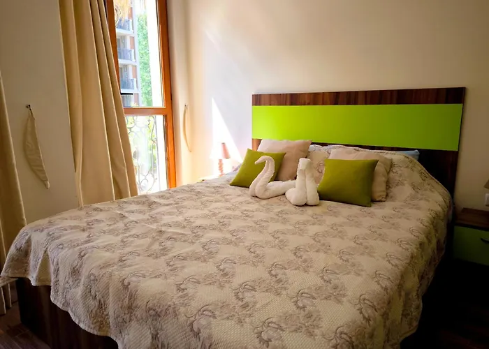 Cascadas, Studio Apartment With A Pool View