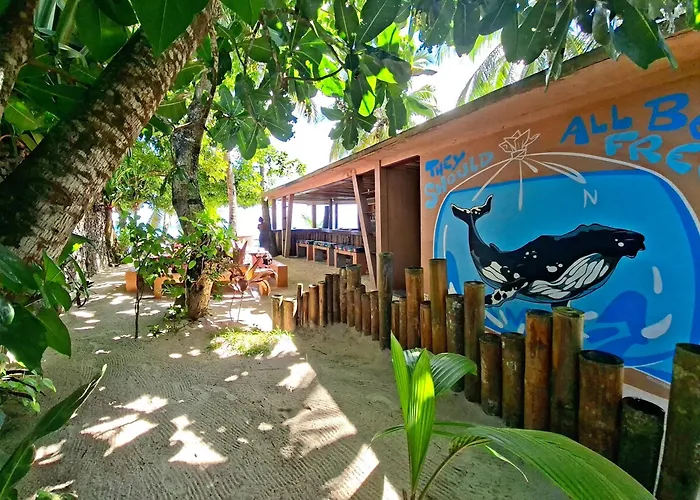 Sambatra Beach Lodge