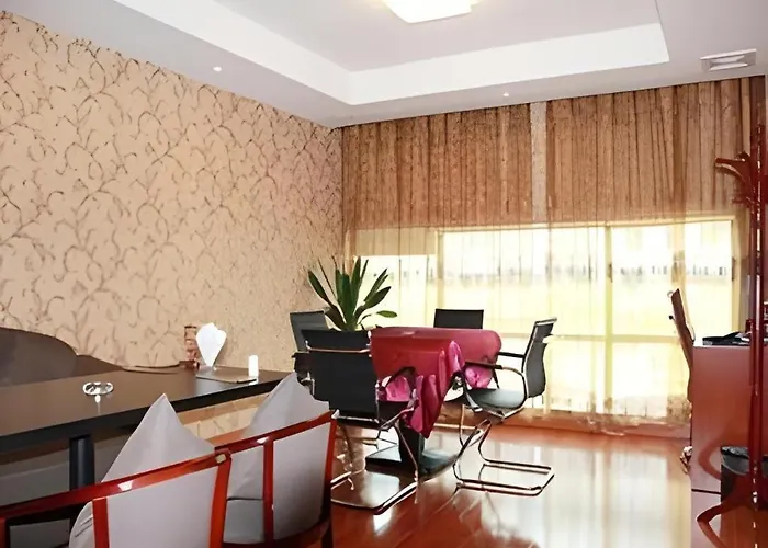 Greentree Eastern Quzhou Hewu Road Hotel