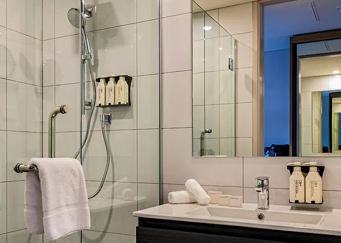 Hotel Grand Chancellor Auckland