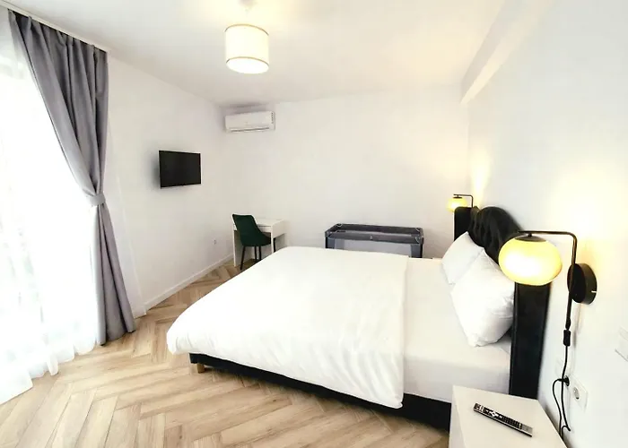 Cinque Stelle Hotel Apartments