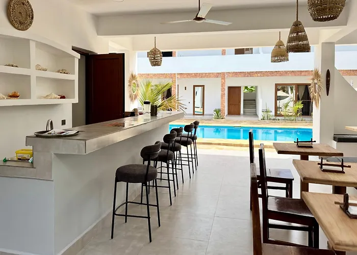 Shirley Boutique Hotel