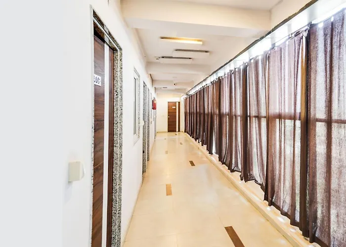 Super Collection O Kalupur Railway Station Formerly Hotel Progressive Inn