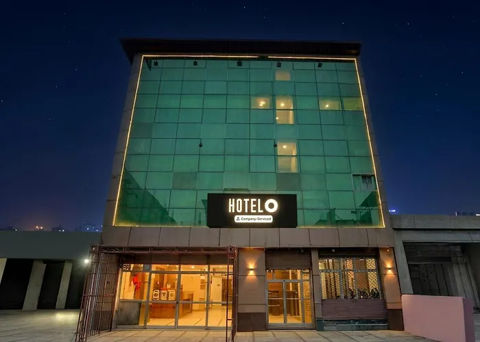 Super Hotel O Govind Nagar Kanpur Formerly Maharoopa Palace