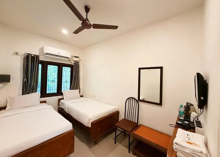 Hare Rama Hare Krishna - Eesha Hotel