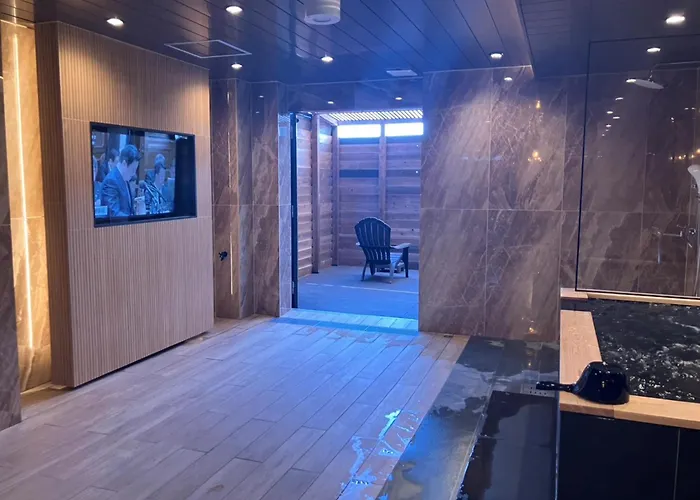 Hotel Livemax Tendo