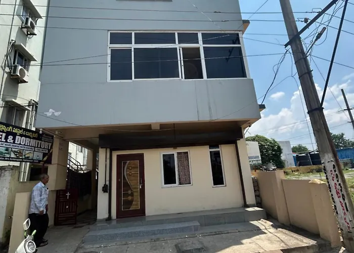 Blessing Hostel And Dormitory