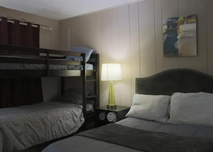 West Wind Motel