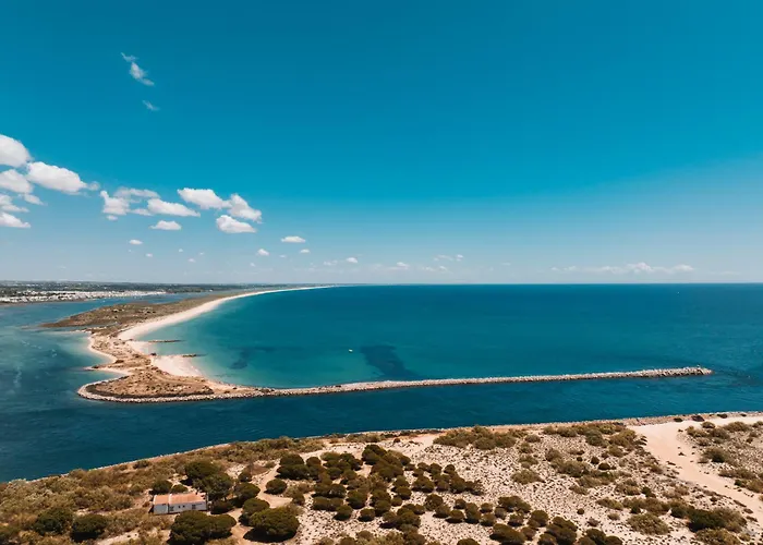 Hotéis de praia em Tavira