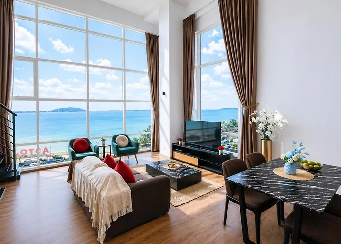 Georgetown Seaview Duplex 2Br For 6 Guests At Maritime Suites 073A