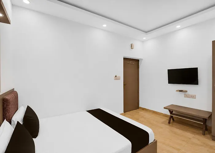 Sandhya Paying Guest House And Dormitory