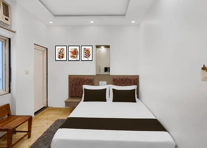 Sandhya Paying Guest House And Dormitory