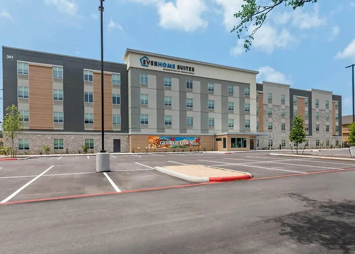 Everhome Suites Georgetown - Austin