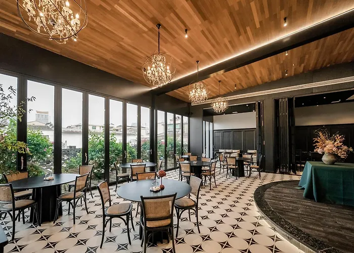 Jingdezhen Taoyangli Ruyuan Sky City Hotel