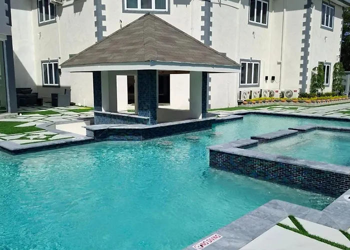 Escarlet Hotel