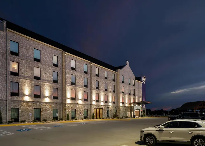 Savannah Hotels