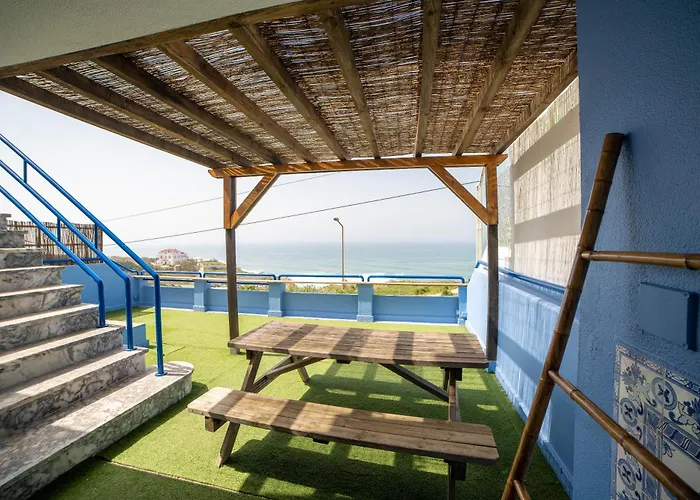 Saltline Surf House Ericeira