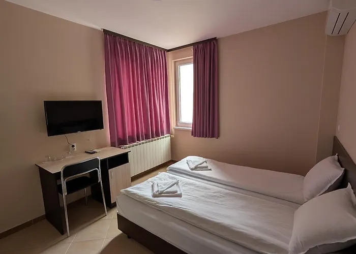 Hotel Poli