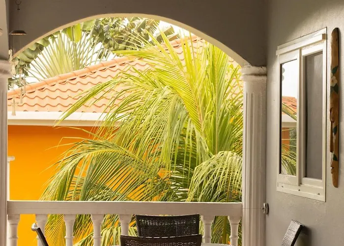 The Colibri Lodge 9A-Sunset Villas, West End, Roatan